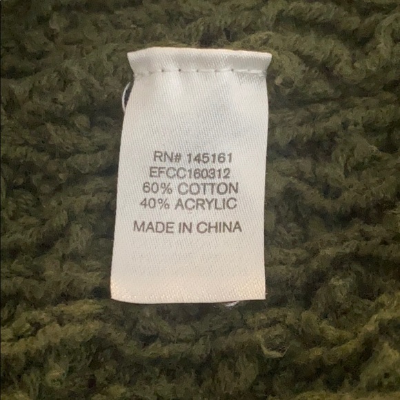 Beautiful Moss Green Poncho-Style Sweater - Picture 5 of 5